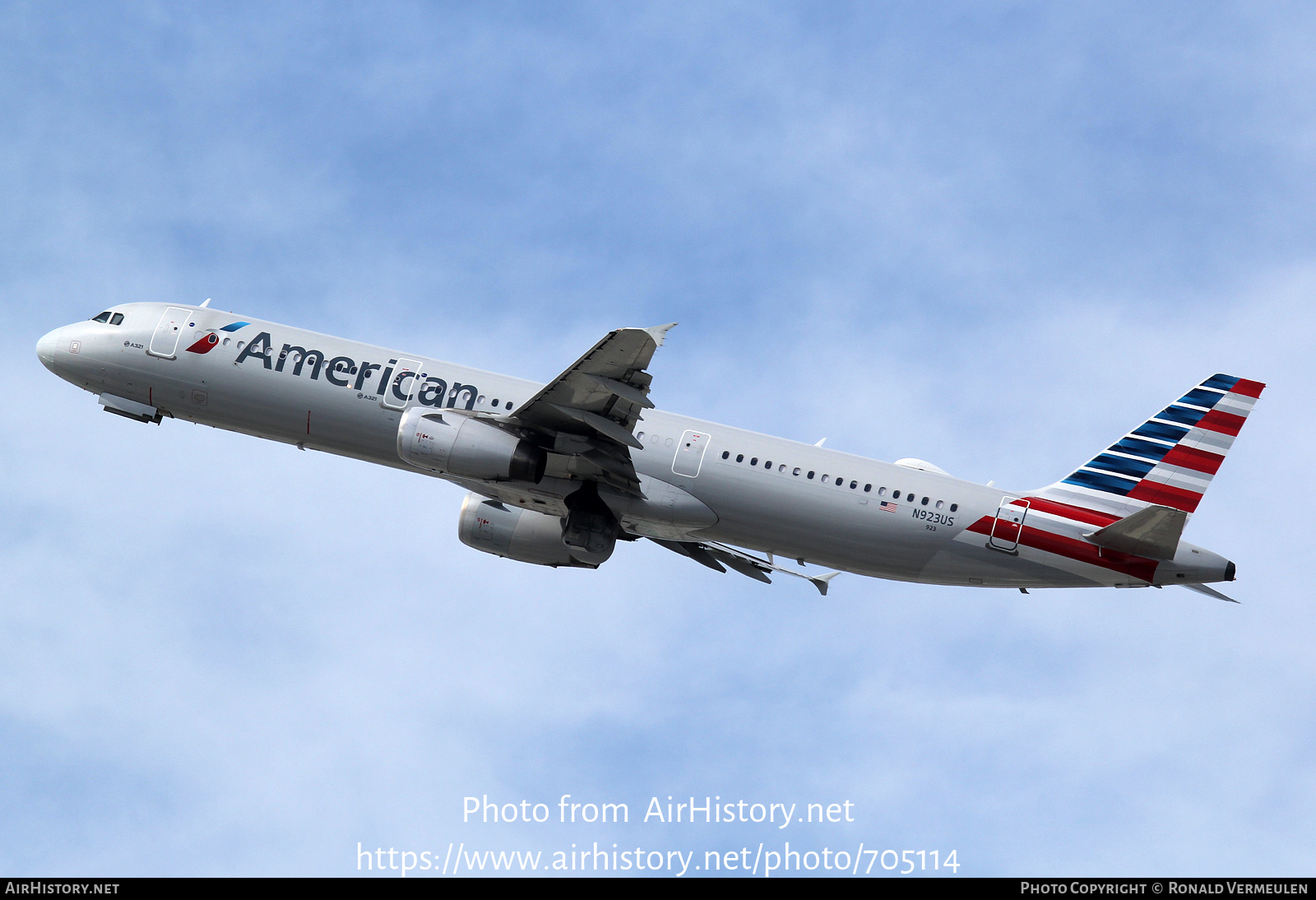 Aircraft Photo of N923US | Airbus A321-231 | American Airlines | AirHistory.net #705114