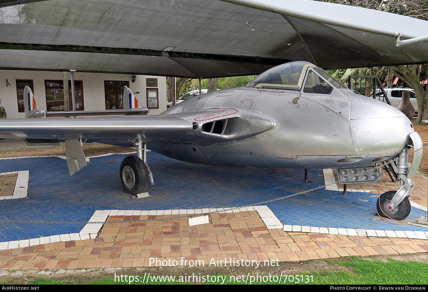 Aircraft Photo of 241 | De Havilland D.H. 100 Vampire FB9 | South Africa - Air Force | AirHistory.net #705131