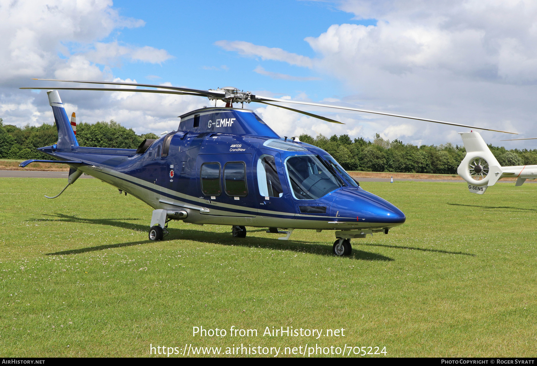 Aircraft Photo of G-EMHF | Leonardo AW-109SP Grand New | AirHistory.net #705224