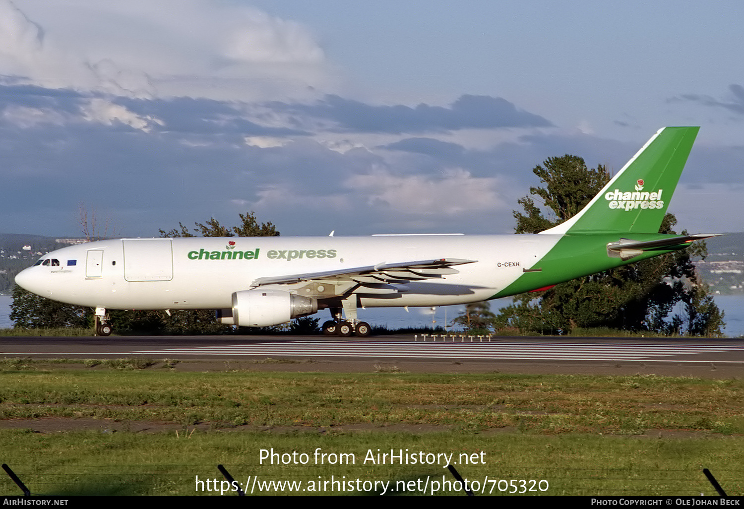 Aircraft Photo of G-CEXH | Airbus A300B4-203(F) | Channel Express | AirHistory.net #705320