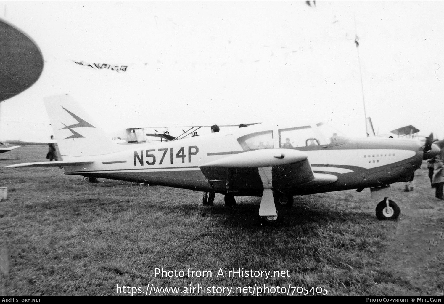 Aircraft Photo of N5714P | Piper PA-24-250 Comanche | AirHistory.net #705405