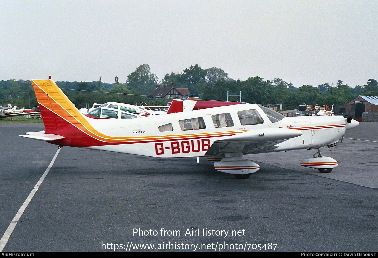 Aircraft Photo of G-BGUB | Piper PA-32-300 Cherokee Six | AirHistory.net #705487