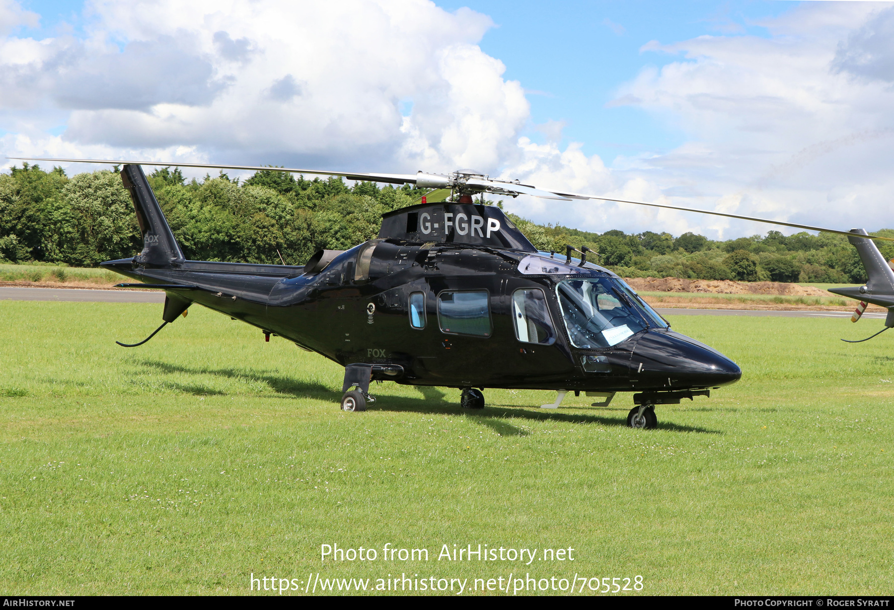 Aircraft Photo of G-FGRP | Agusta A-109E | Fox Group | AirHistory.net #705528