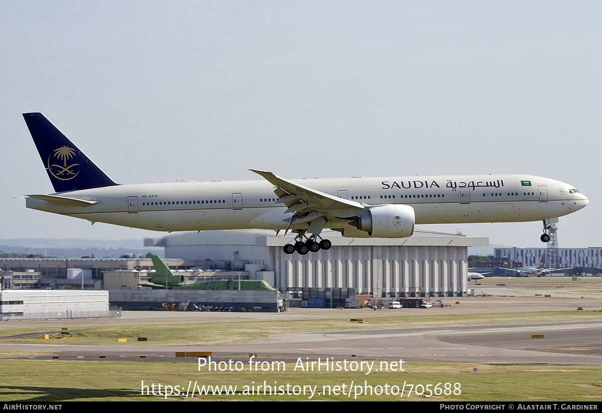 Aircraft Photo of HZ-AK19 | Boeing 777-368/ER | Saudia - Saudi Arabian Airlines | AirHistory.net #705688