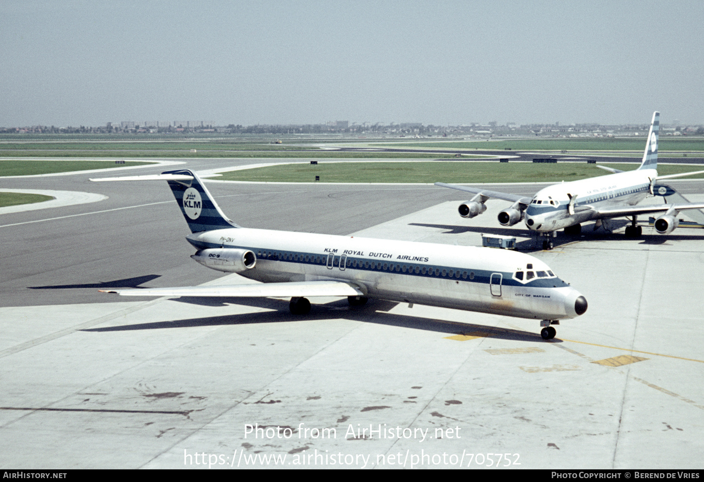 Aircraft Photo of PH-DNV | McDonnell Douglas DC-9-32 | KLM - Royal Dutch Airlines | AirHistory.net #705752