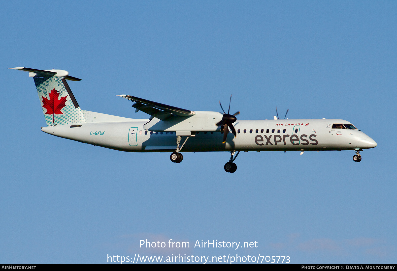 Aircraft Photo of C-GKUK | Bombardier DHC-8-402 Dash 8 | Air Canada Express | AirHistory.net #705773