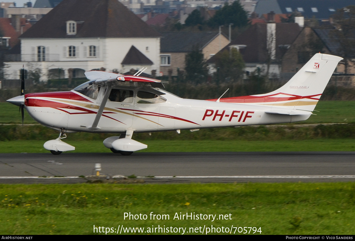 Aircraft Photo of PH-FIF | Cessna 182T Skylane | AirHistory.net #705794