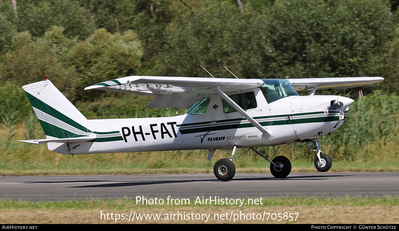 Aircraft Photo of PH-FAT | Cessna 150L | Flight Academy Speyer | AirHistory.net #705857