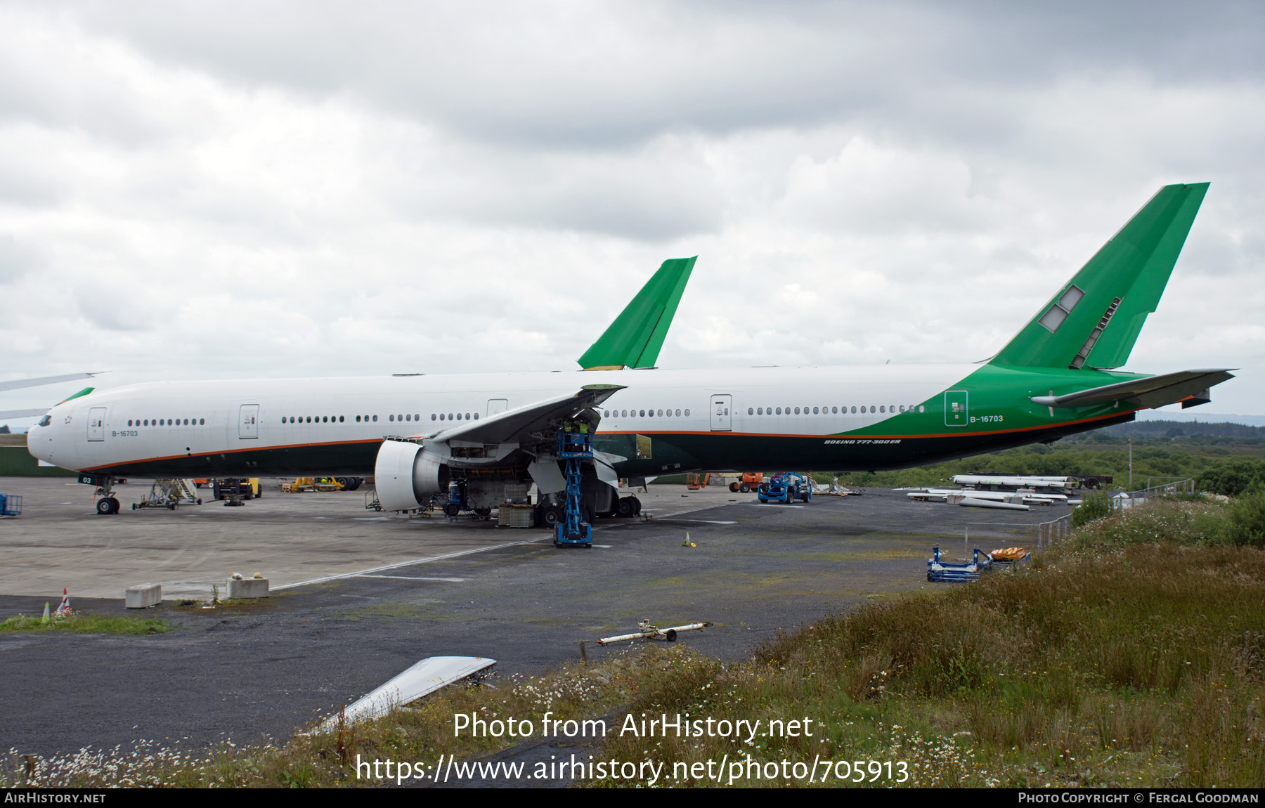 Aircraft Photo of B-16703 | Boeing 777-35E/ER | AirHistory.net #705913