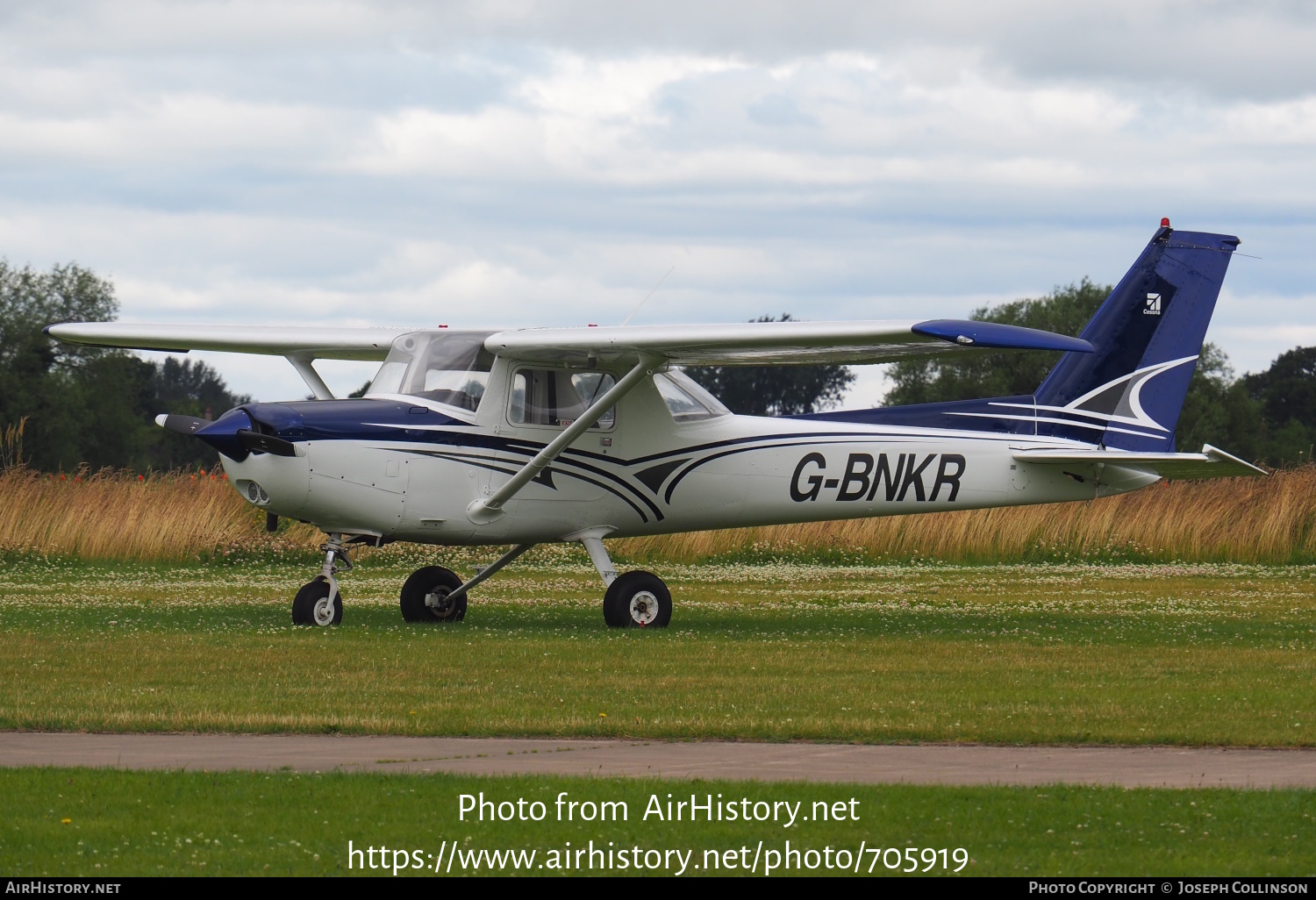 Aircraft Photo of G-BNKR | Cessna 152 | AirHistory.net #705919