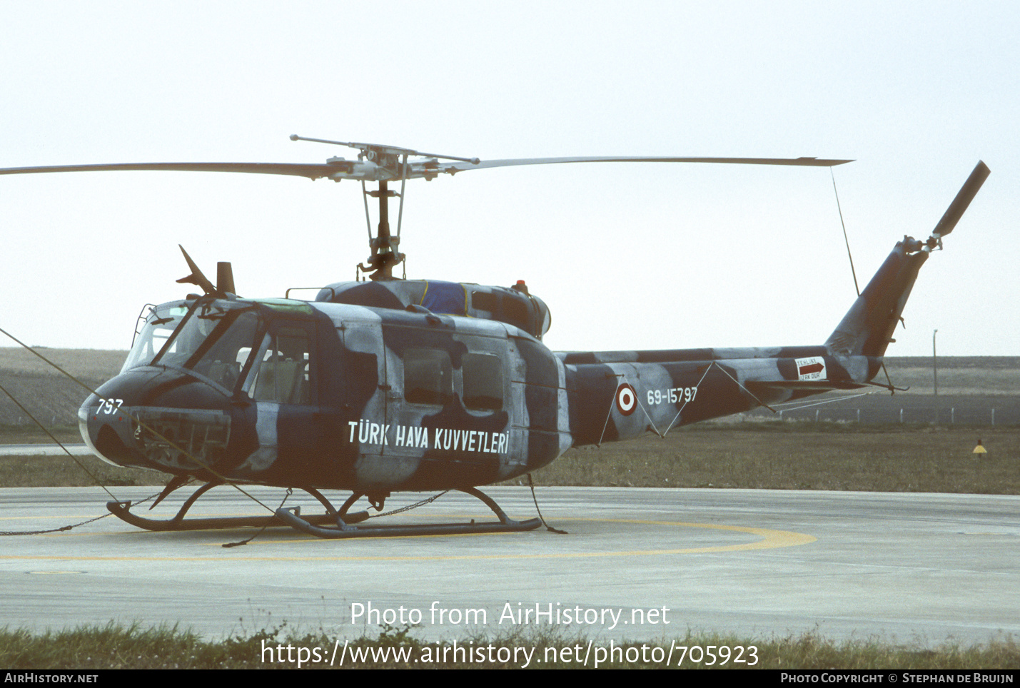 Aircraft Photo of 69-15797 | Bell UH-1H Iroquois | Turkey - Air Force | AirHistory.net #705923