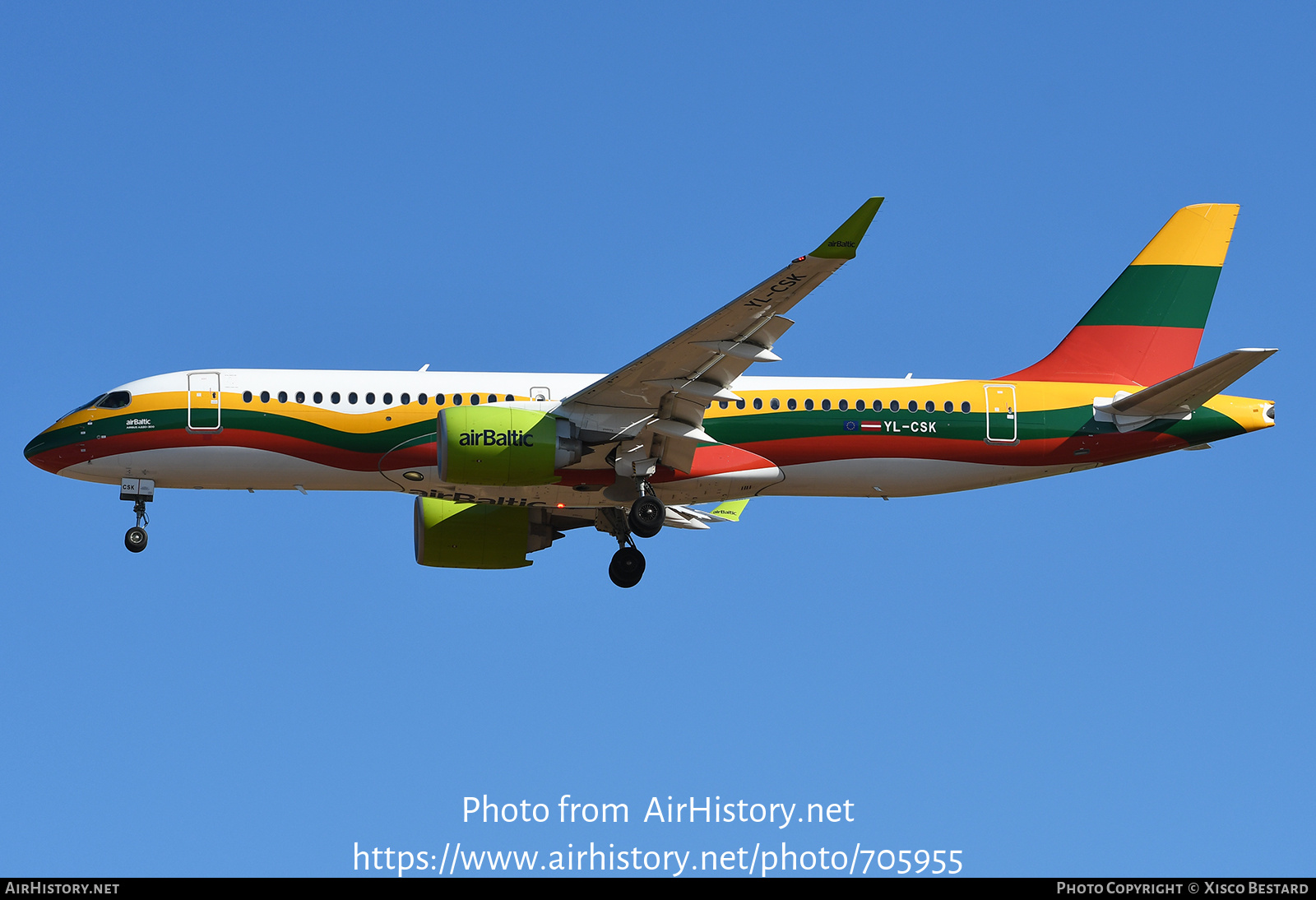 Aircraft Photo of YL-CSK | Airbus A220-371 (BD-500-1A11) | AirBaltic | AirHistory.net #705955