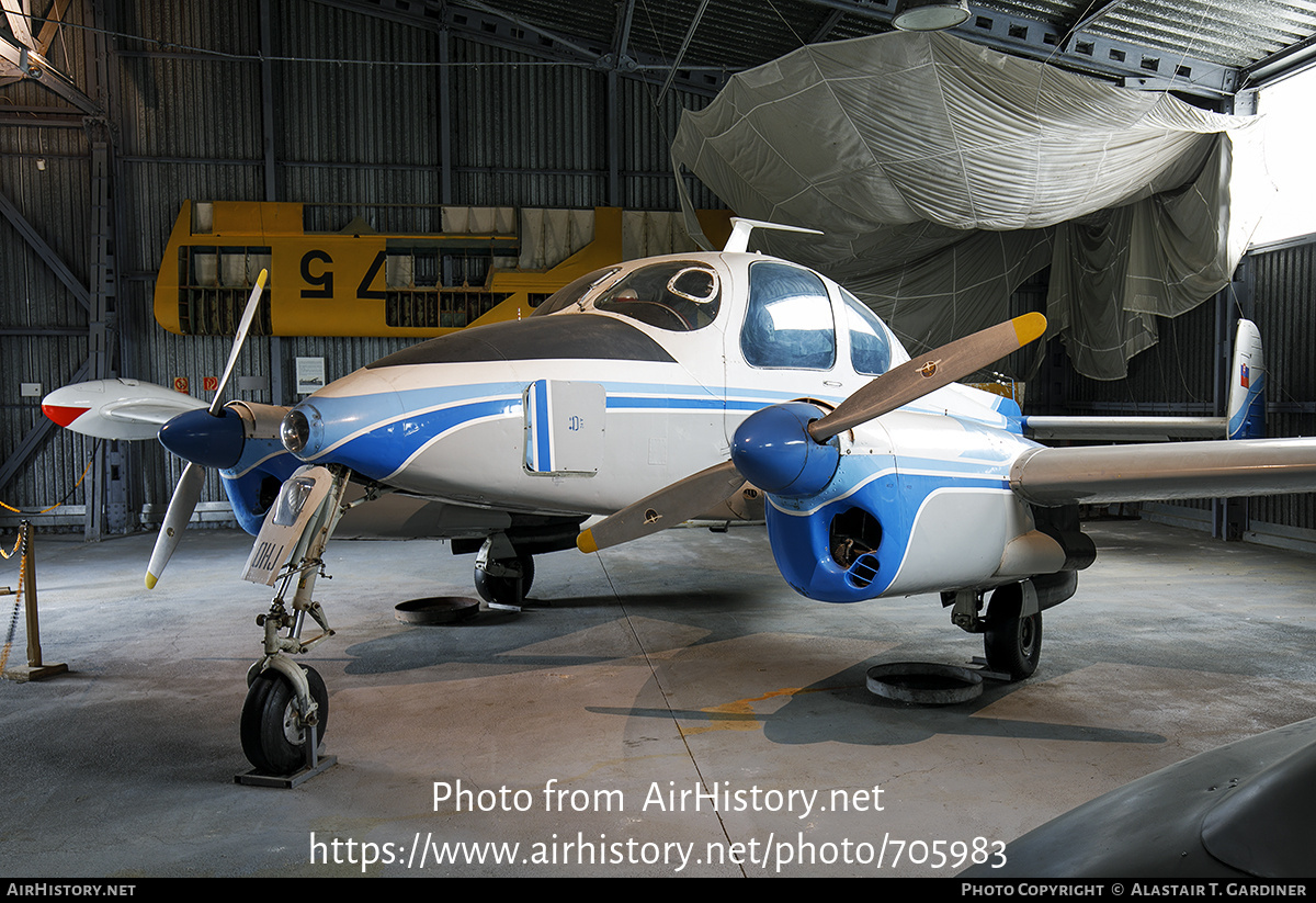 Aircraft Photo of OM-OHJ | Let L-200A Morava | Žilinská univerzita v Žiline | AirHistory.net #705983