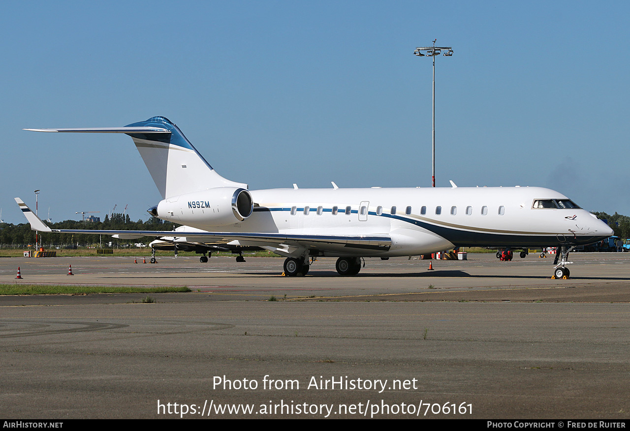 Aircraft Photo of N99ZM | Bombardier Global 6000 (BD-700-1A10) | AirHistory.net #706161