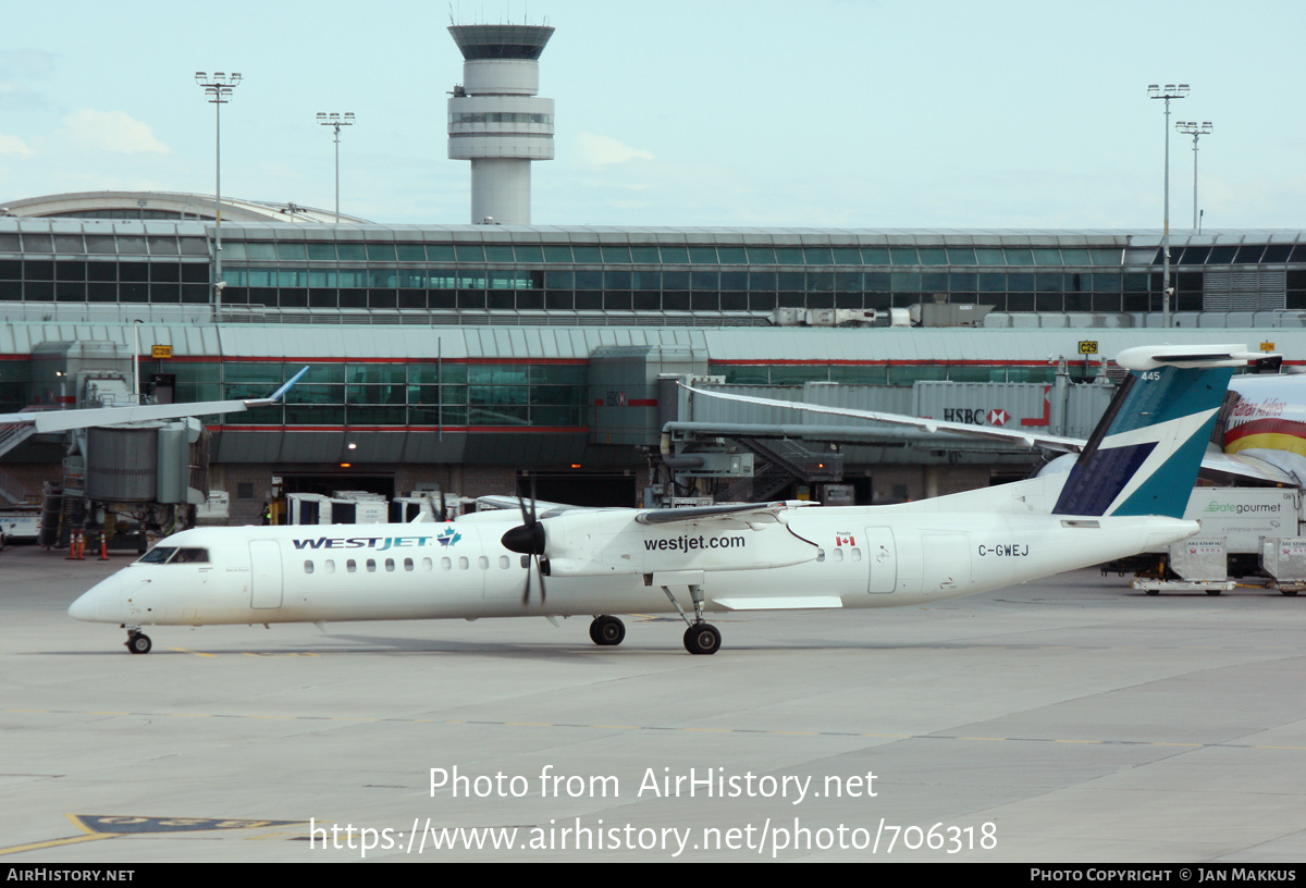 Aircraft Photo of C-GWEJ | Bombardier DHC-8-402 Dash 8 | WestJet | AirHistory.net #706318