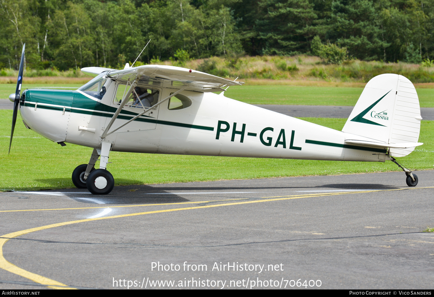 Aircraft Photo of PH-GAL | Cessna 140 | AirHistory.net #706400