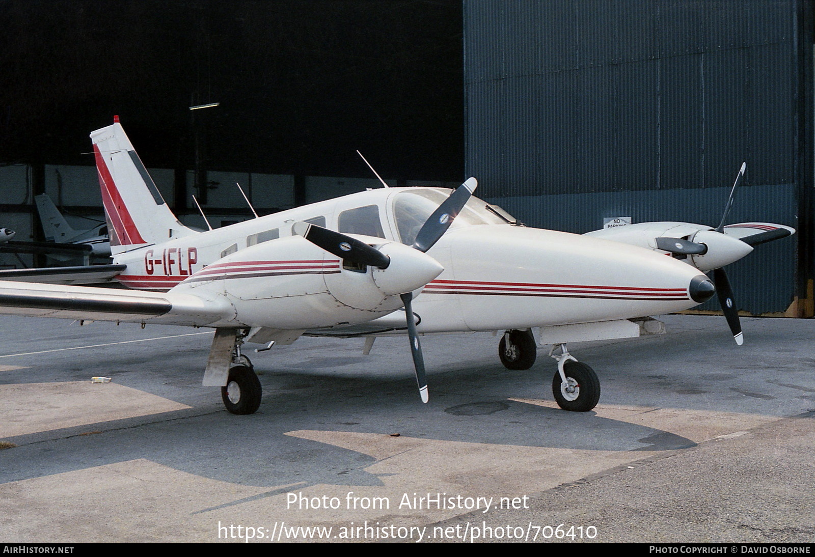 Aircraft Photo of G-IFLP | Piper PA-34-200T Seneca II | AirHistory.net #706410