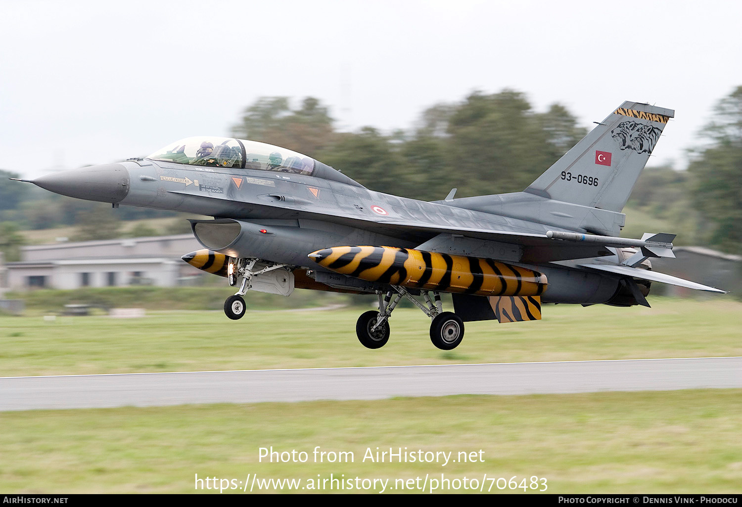 Aircraft Photo of 93-0696 | Lockheed Martin F-16D Fighting Falcon | Turkey - Air Force | AirHistory.net #706483