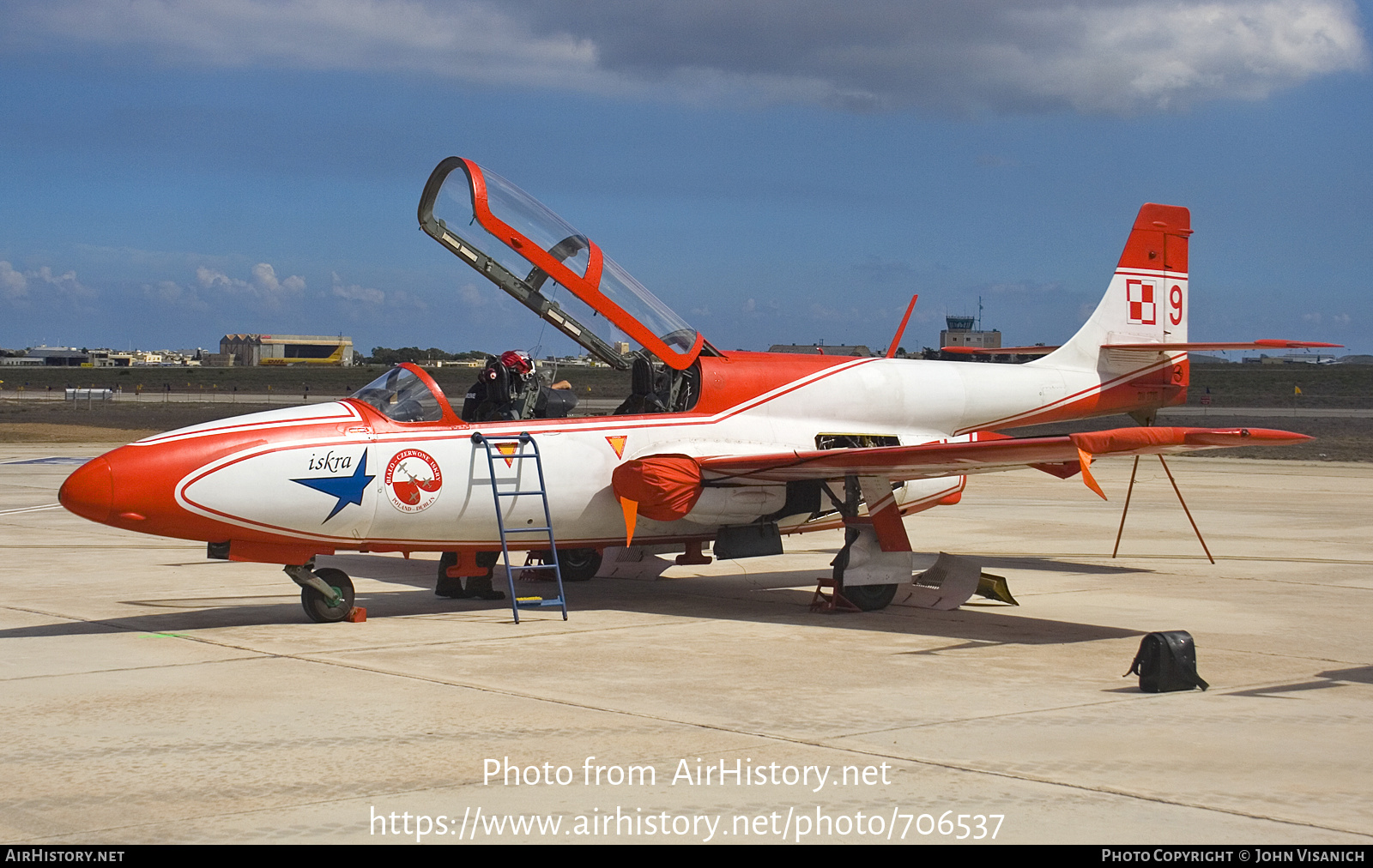 Aircraft Photo of 1715 | PZL-Mielec TS-11 Iskra bis DF | Poland - Air Force | AirHistory.net #706537