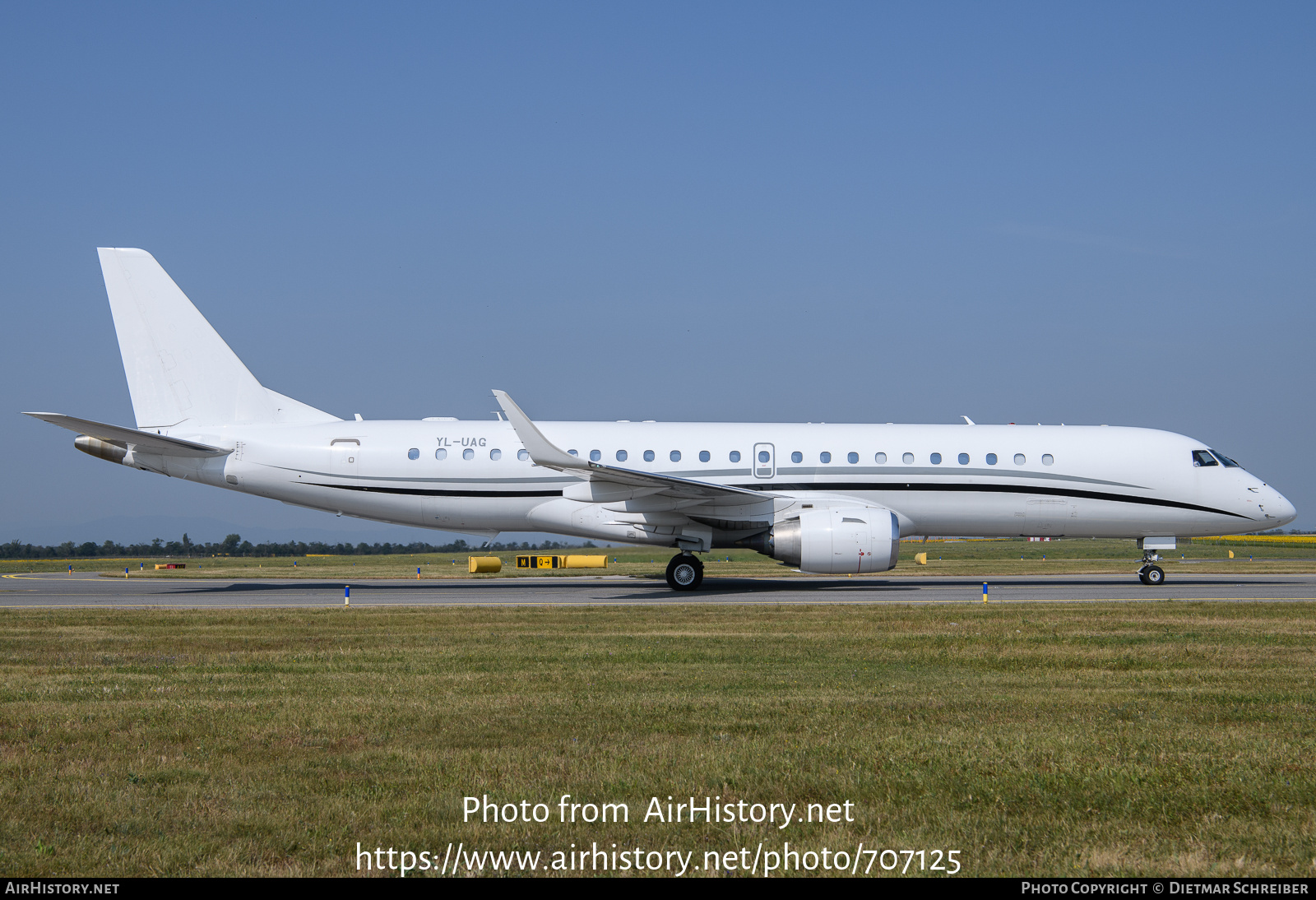 Aircraft Photo of YL-UAG | Embraer Lineage 1000 (ERJ-190-100ECJ) | AirHistory.net #707125