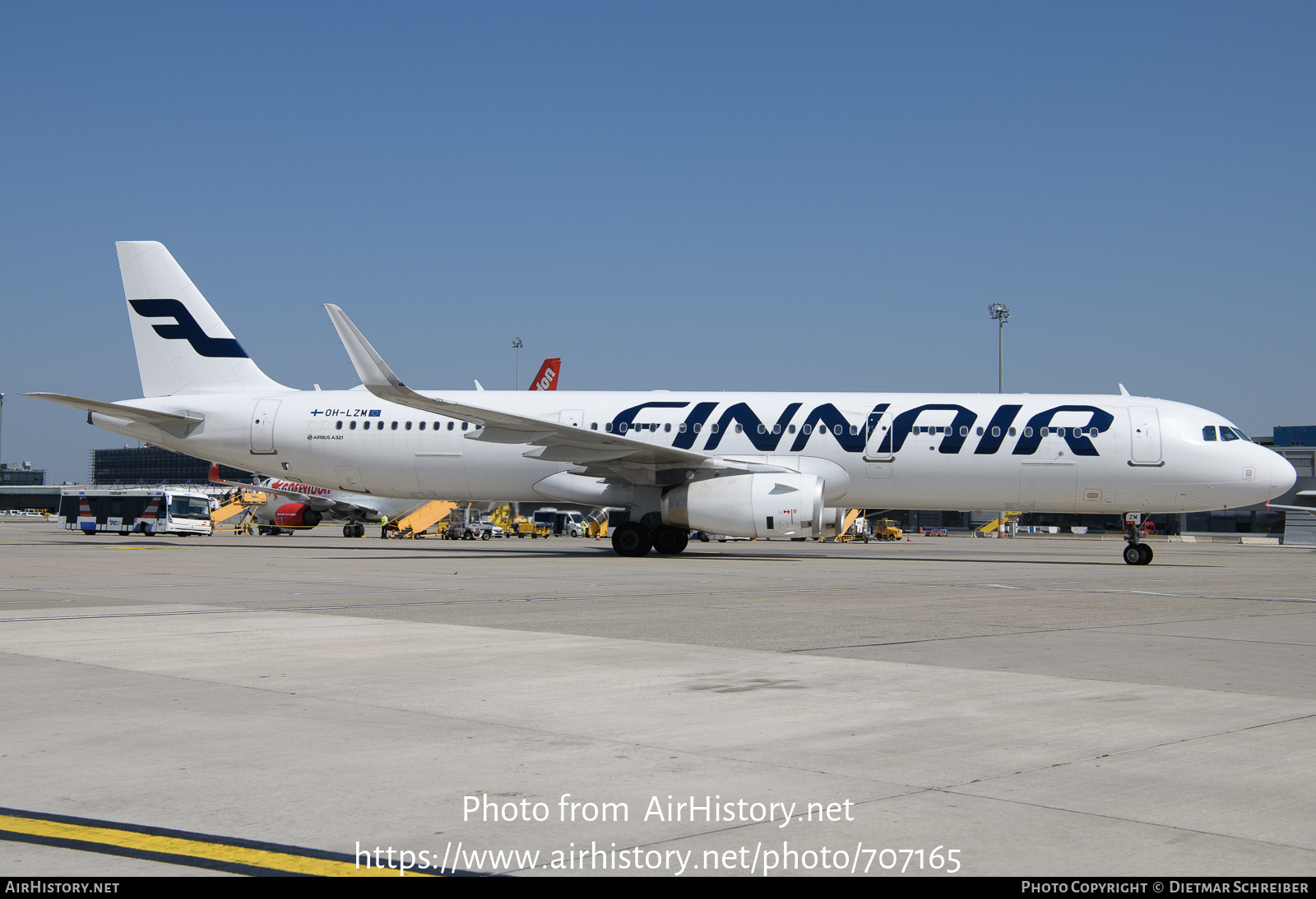 Aircraft Photo of OH-LZM | Airbus A321-231 | Finnair | AirHistory.net #707165