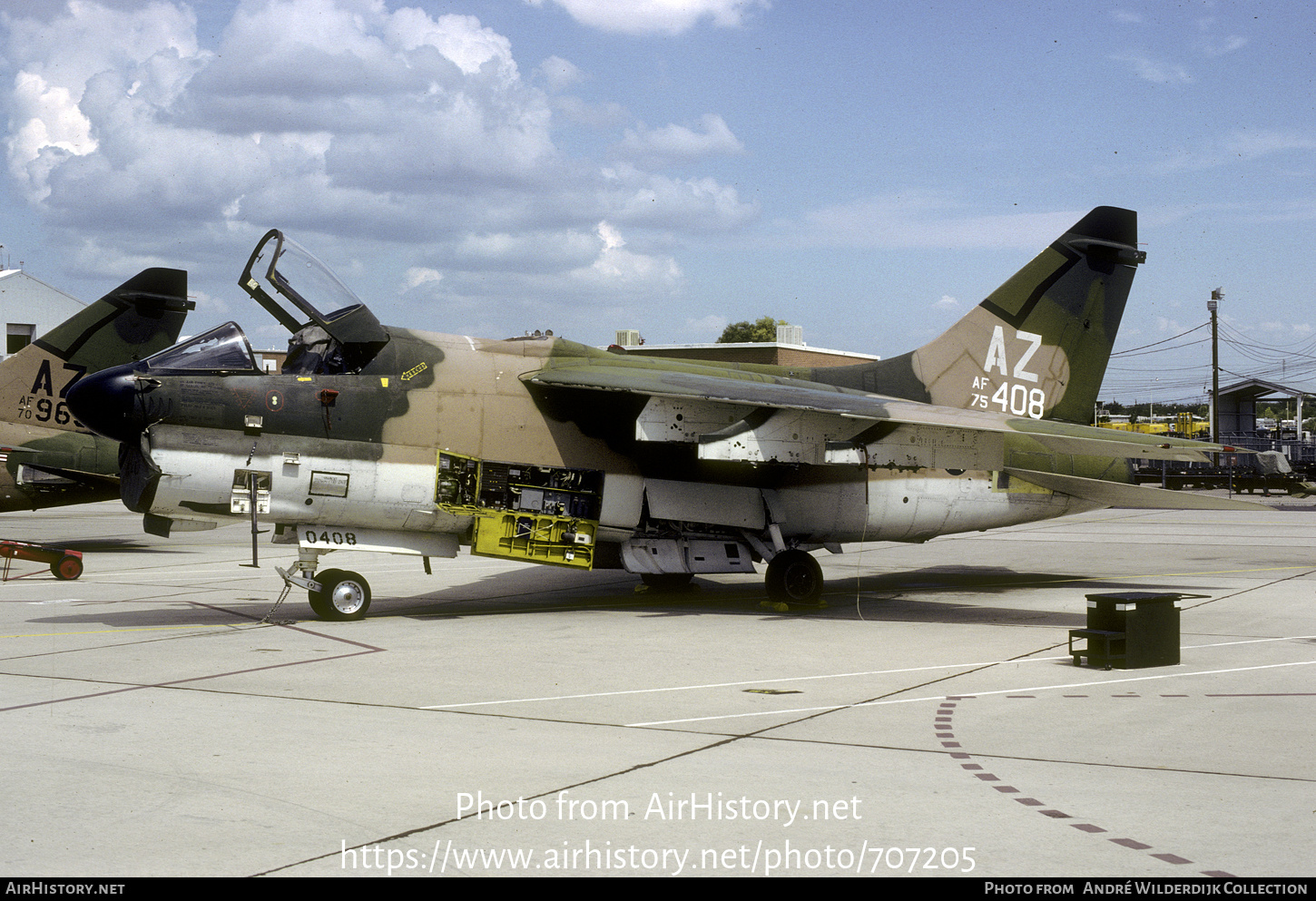 Aircraft Photo of 75-0405 / AF75-405 | Vought A-7D Corsair II | USA - Air Force | AirHistory.net #707205