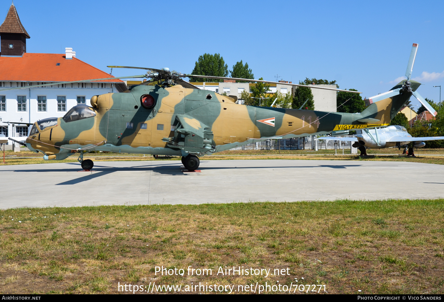 Aircraft Photo of 114 | Mil Mi-24D | Hungary - Air Force | AirHistory.net #707271