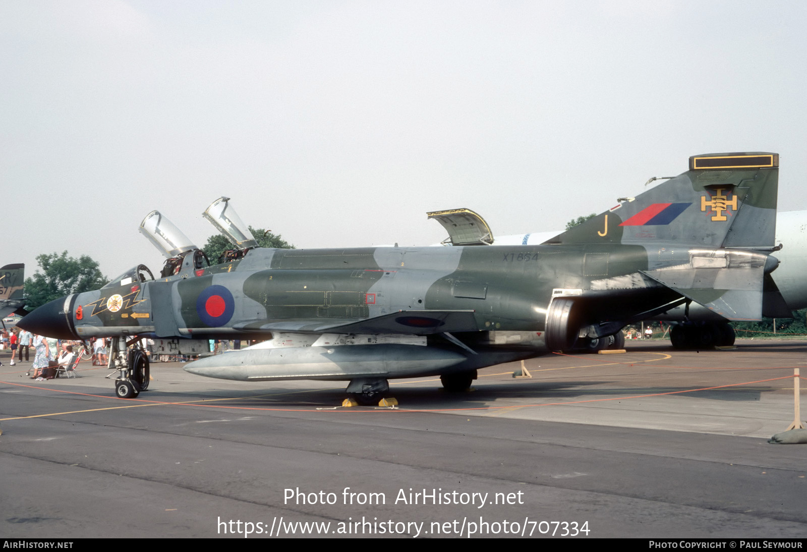 Aircraft Photo of XT864 | McDonnell Douglas F-4K Phantom FG1 | UK - Air Force | AirHistory.net #707334