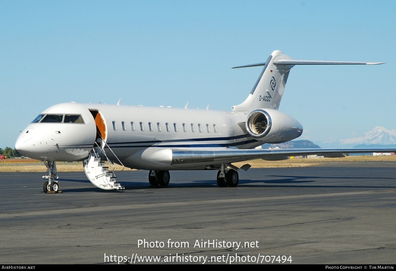 Aircraft Photo of D-ACCC | Bombardier Global Express XRS (BD-700-1A10) | AirHistory.net #707494