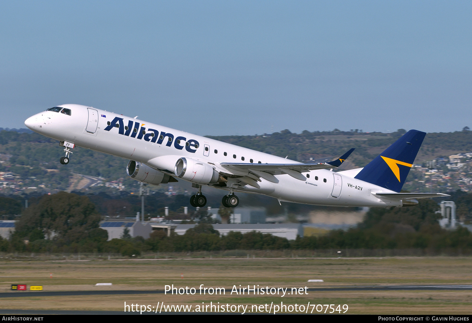 Aircraft Photo of VH-A2V | Embraer 190AR (ERJ-190-100IGW) | Alliance Airlines | AirHistory.net #707549