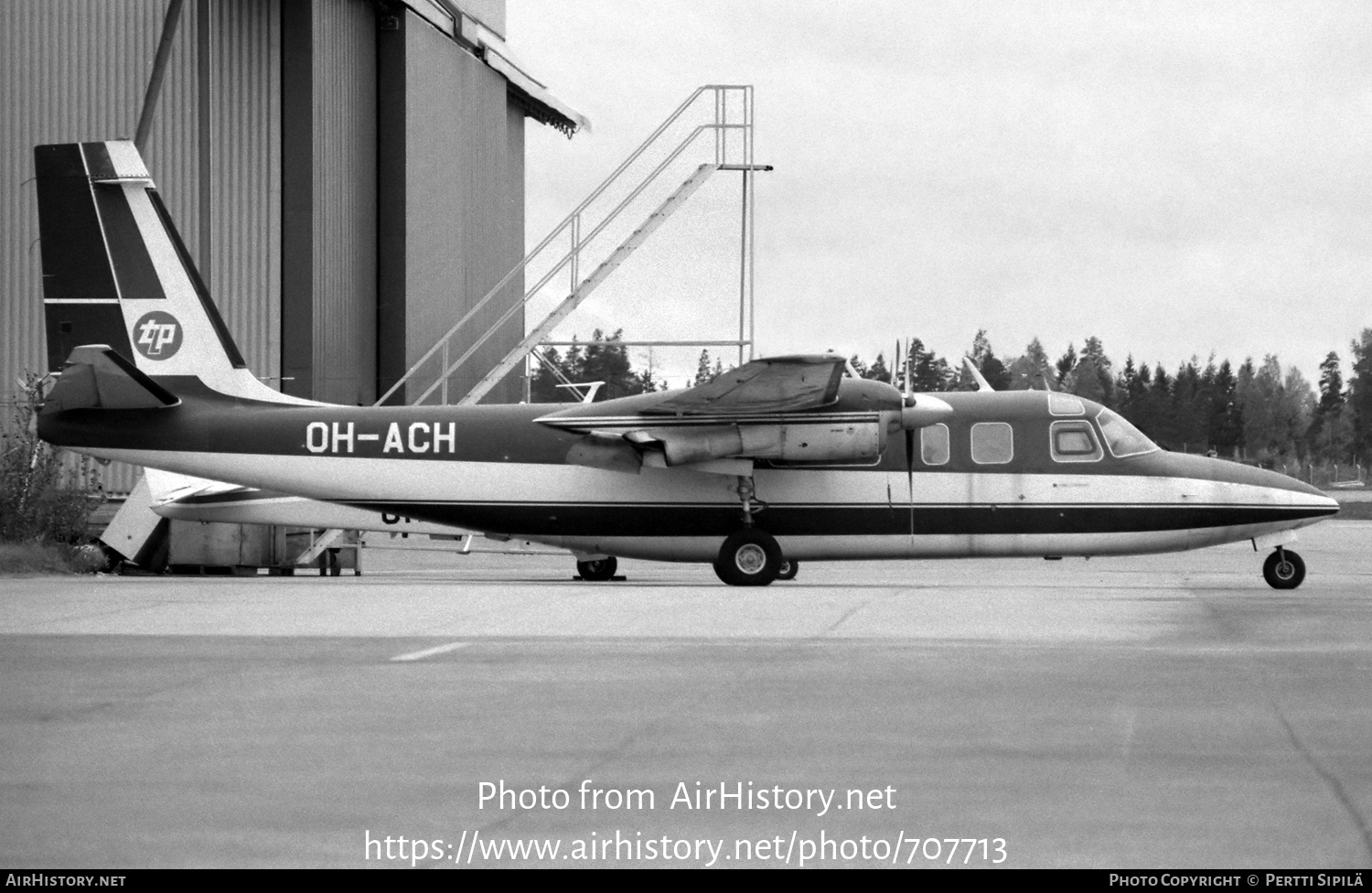 Aircraft Photo of OH-ACH | North American Rockwell 690 Turbo Commander | Tampereen Lentopalvelu | AirHistory.net #707713