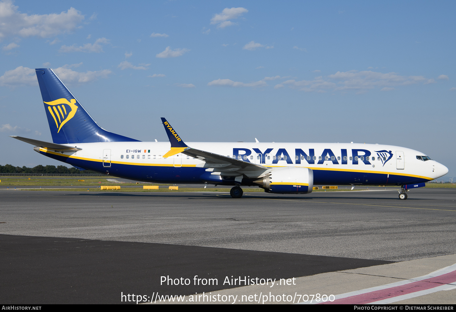 Aircraft Photo of EI-IGW | Boeing 737-8200 Max 200 | Ryanair | AirHistory.net #707800