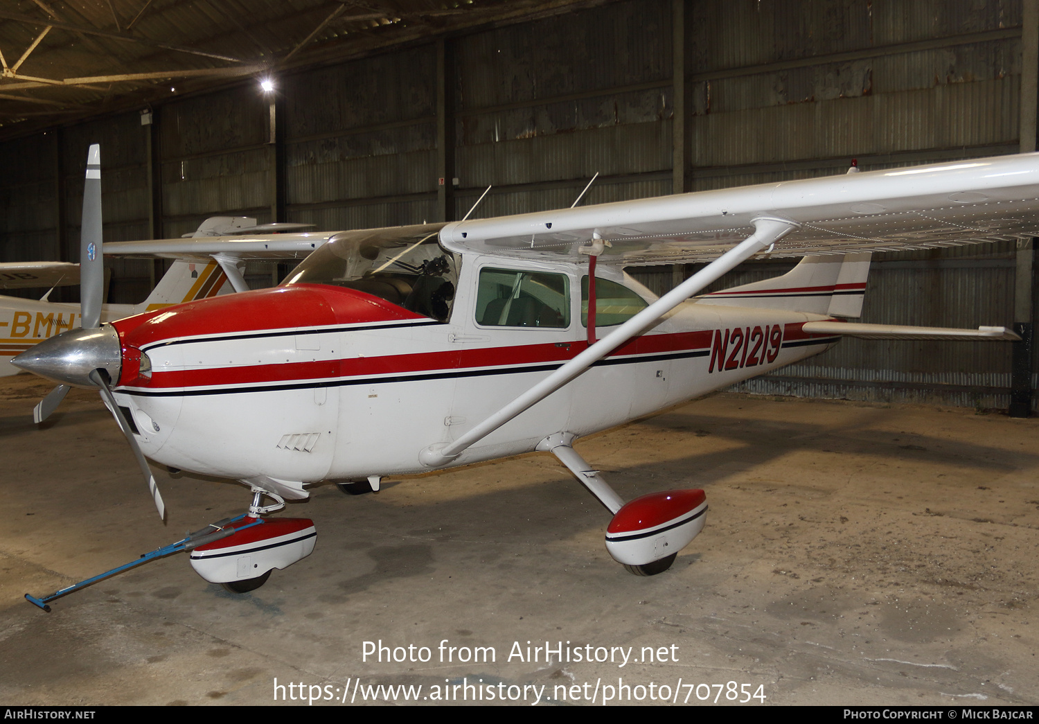 Aircraft Photo of N21219 | Cessna 182P Skylane | AirHistory.net #707854