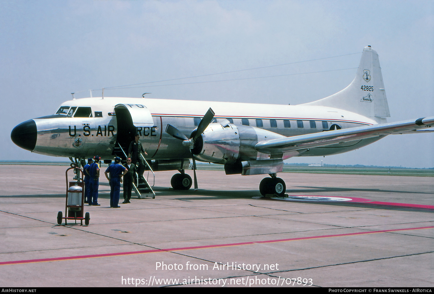 Aircraft Photo of 54-2825 / 42825 | Convair C-131D | USA - Air Force | AirHistory.net #707893