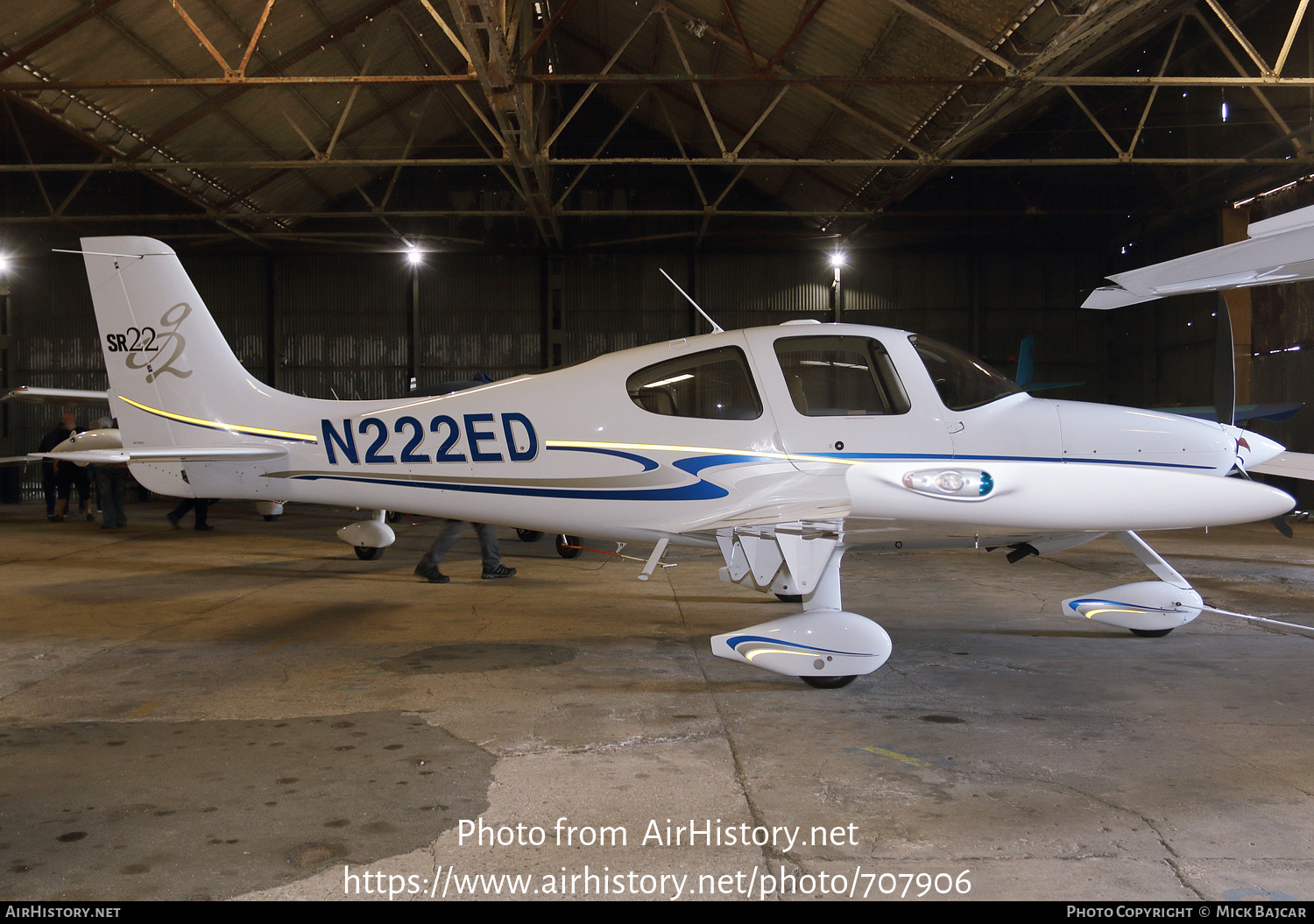 Aircraft Photo of N222ED | Cirrus SR-22 G2 | AirHistory.net #707906