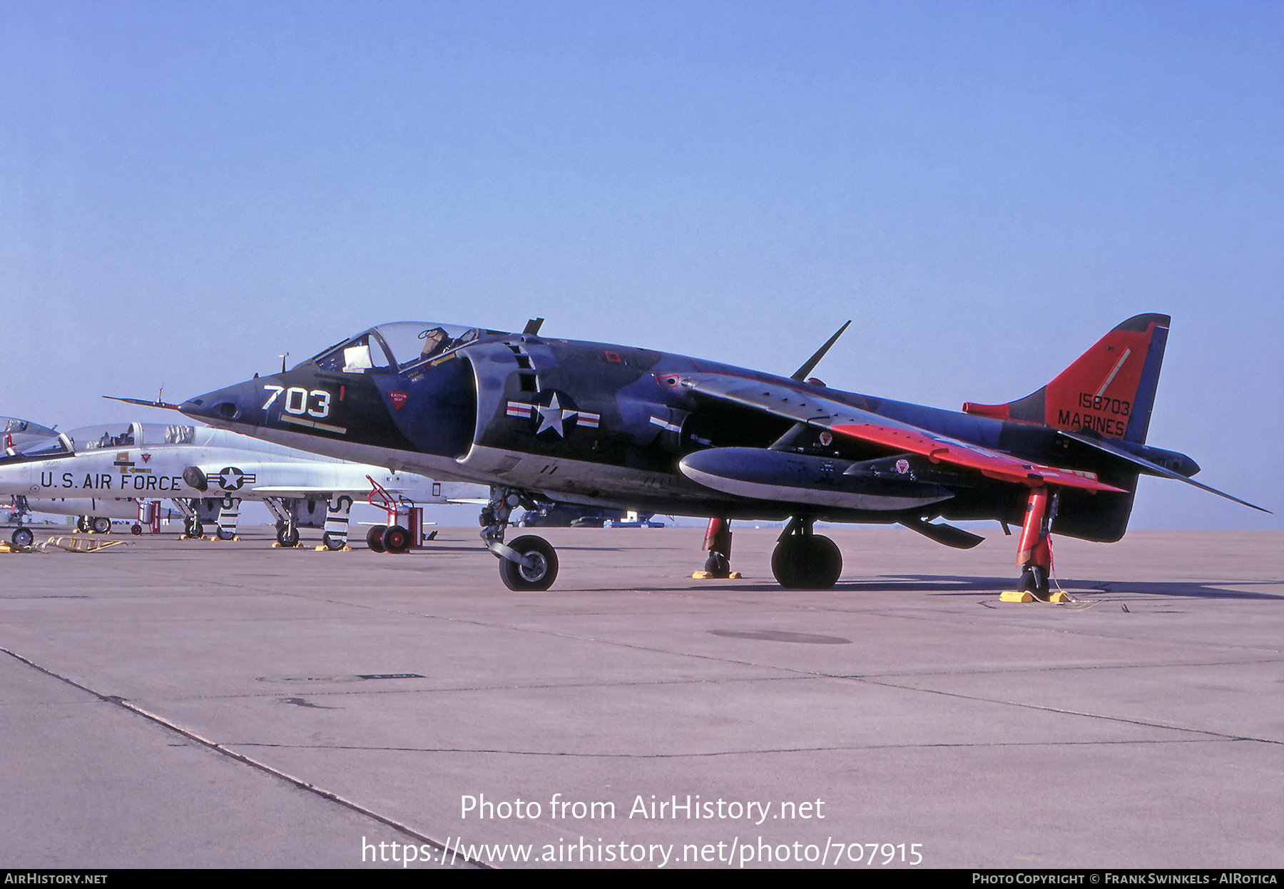 Aircraft Photo of 158703 / 703 | Hawker Siddeley AV-8A Harrier | USA - Marines | AirHistory.net #707915