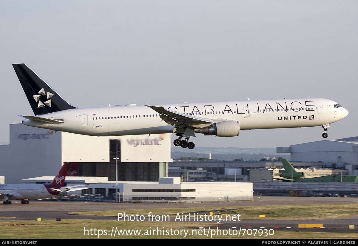 Aircraft Photo of N76055 | Boeing 767-424/ER | United Airlines | AirHistory.net #707930