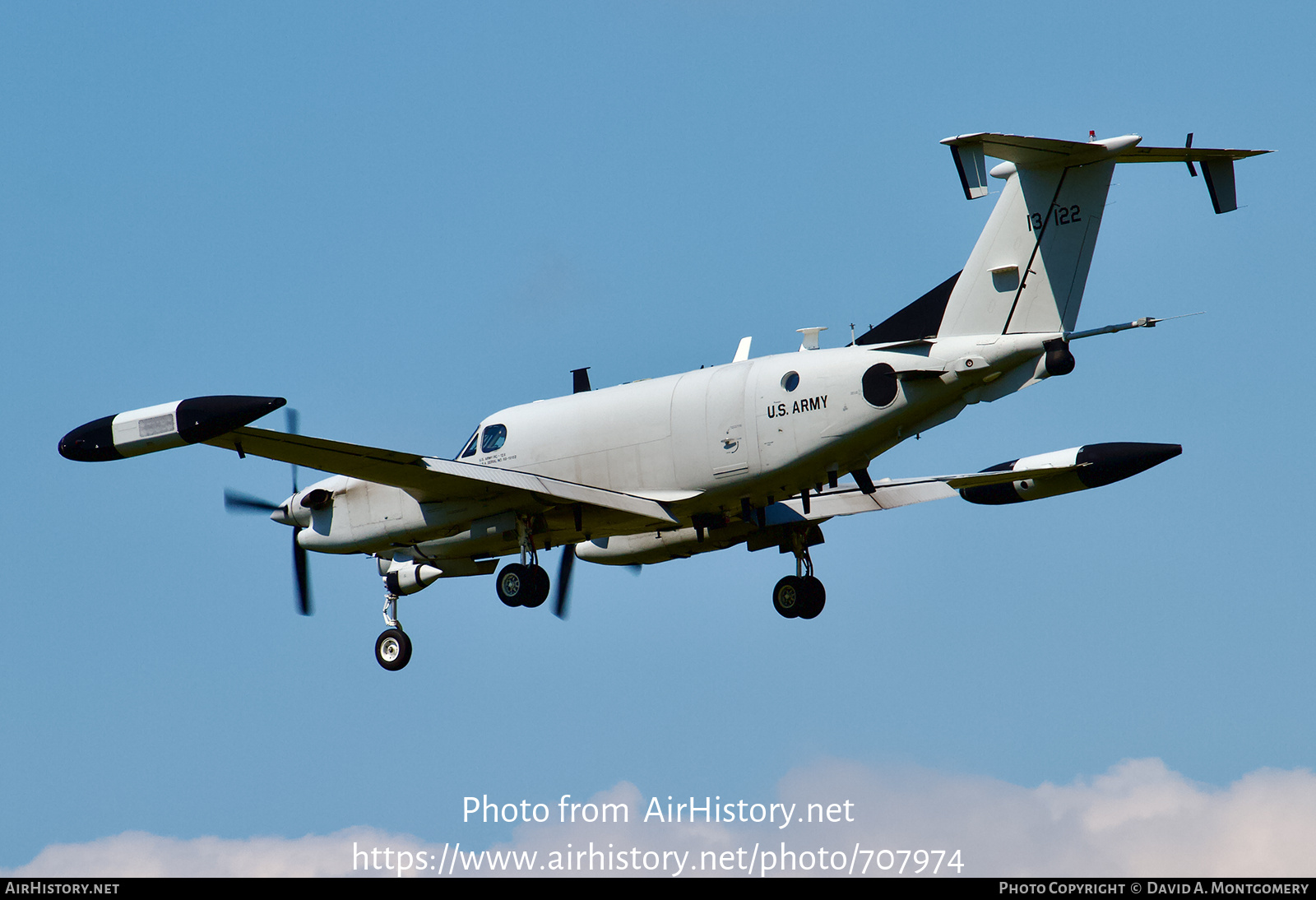 Aircraft Photo of 92-13122 / 13122 | Beech RC-12X Huron (A200CT) | USA - Army | AirHistory.net #707974