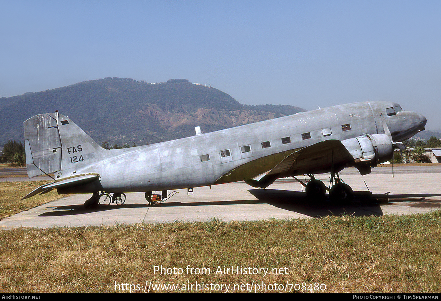 Aircraft Photo of FAS124 | Douglas AC-47A Skytrain | El Salvador - Air Force | AirHistory.net #708480