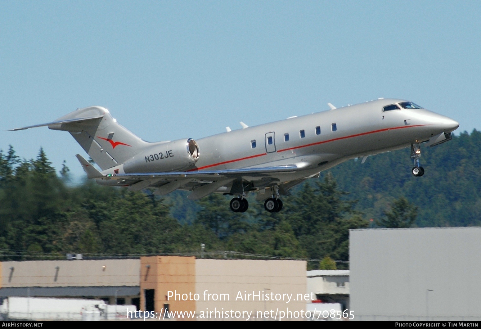 Aircraft Photo of N302JE | Bombardier Challenger 300 (BD-100-1A10) | AirHistory.net #708565