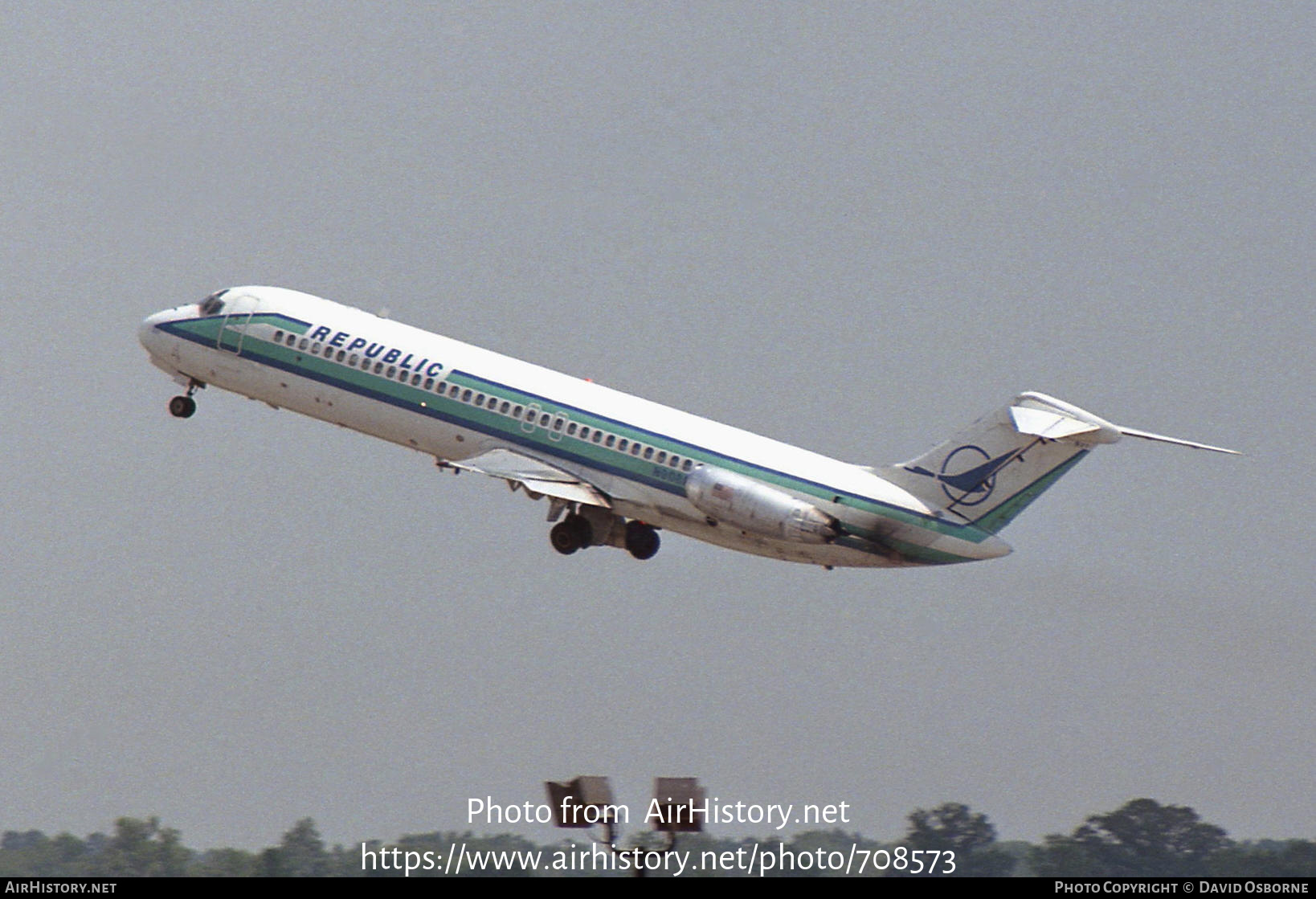 Aircraft Photo of N908H | McDonnell Douglas DC-9-31 | Republic Airlines | AirHistory.net #708573