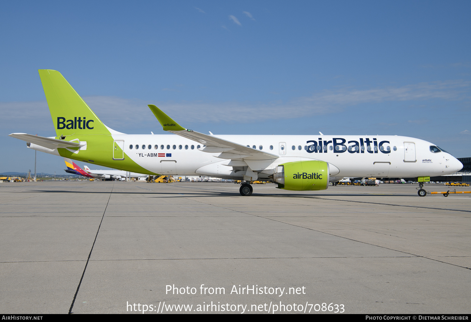 Aircraft Photo of YL-ABM | Airbus A220-371 (BD-500-1A11) | AirBaltic | AirHistory.net #708633