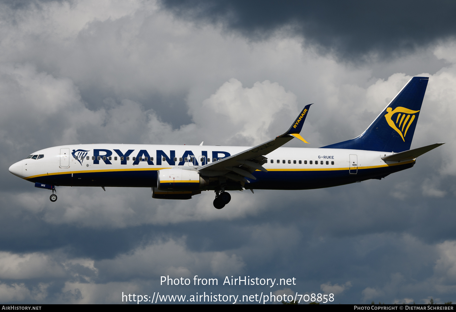 Aircraft Photo of G-RUKE | Boeing 737-8AS | Ryanair | AirHistory.net #708858