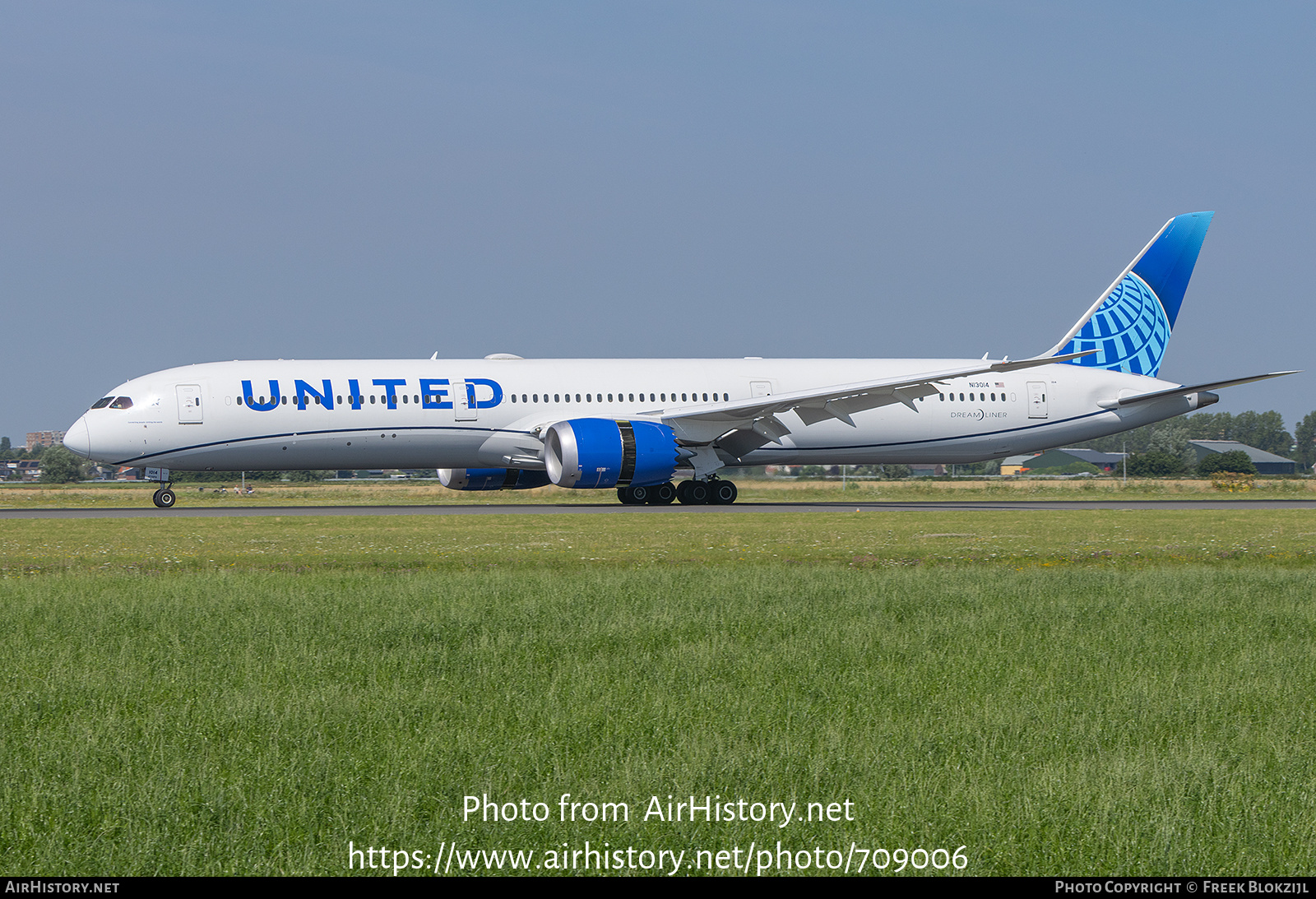 Aircraft Photo of N13014 | Boeing 787-10 Dreamliner | United Airlines | AirHistory.net #709006