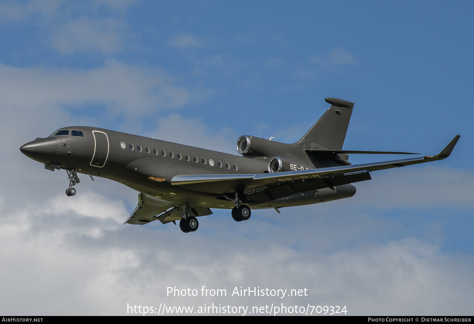 Aircraft Photo of SE-DJI | Dassault Falcon 7X | AirHistory.net #709324