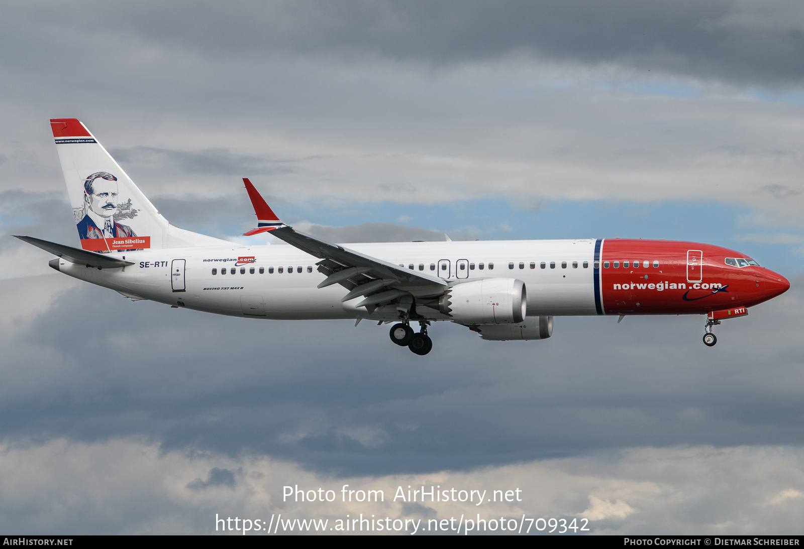 Aircraft Photo of SE-RTI | Boeing 737-8 Max 8 | Norwegian | AirHistory.net #709342