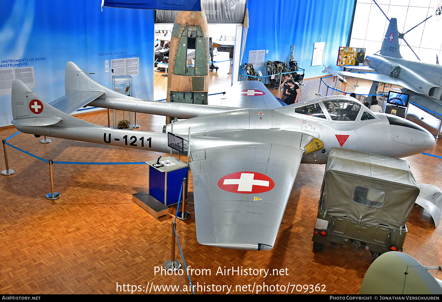 Aircraft Photo of U-1211 | De Havilland D.H. 115 Vampire T55 | Switzerland - Air Force | AirHistory.net #709362