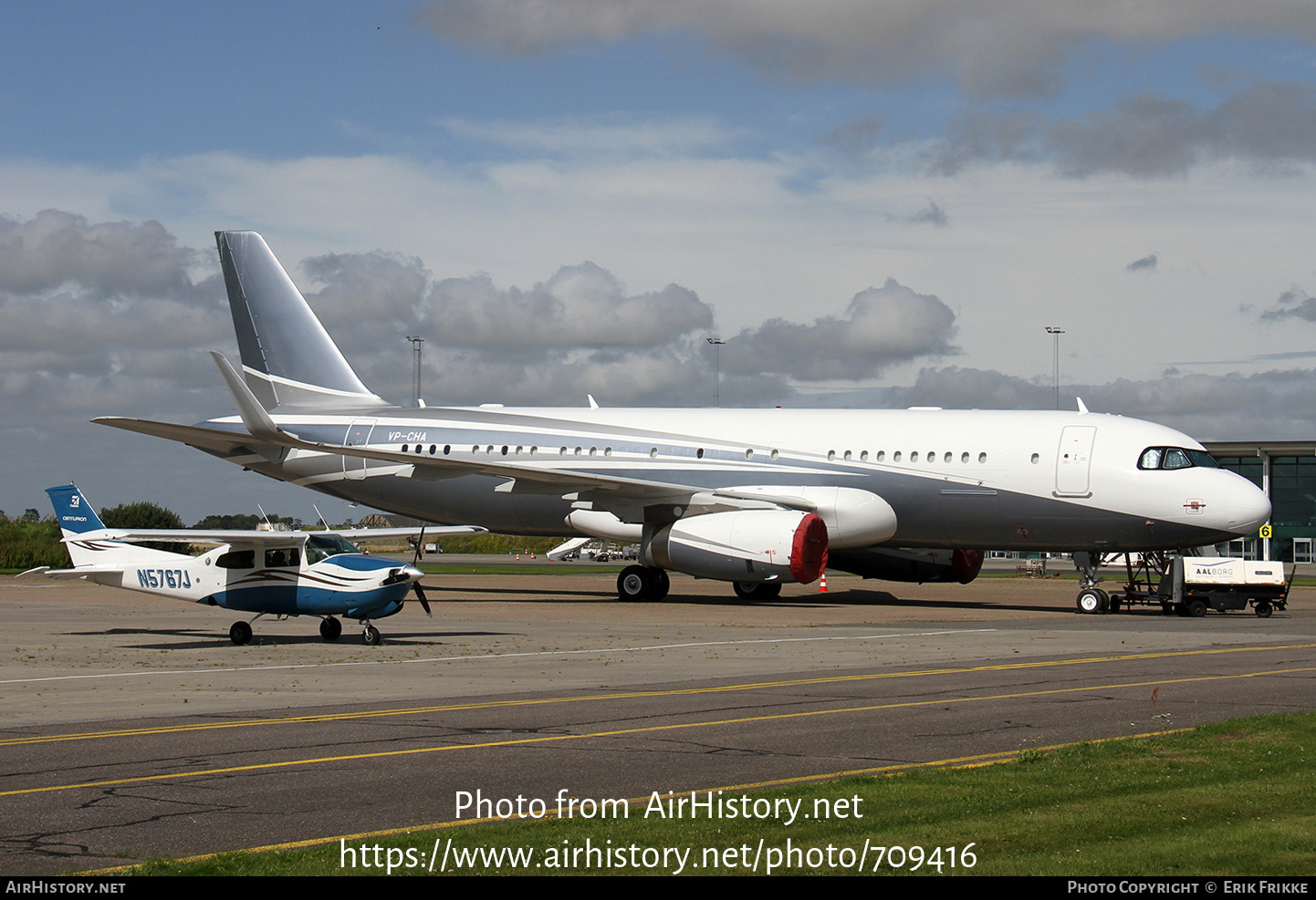 Aircraft Photo of VP-CHA | Airbus ACJ320 (A320-232/CJ) | AirHistory.net #709416