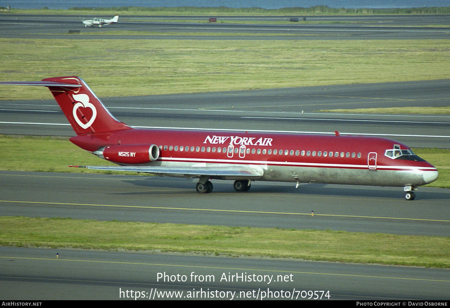 Aircraft Photo of N525NY | McDonnell Douglas DC-9-32 | New York Air | AirHistory.net #709574