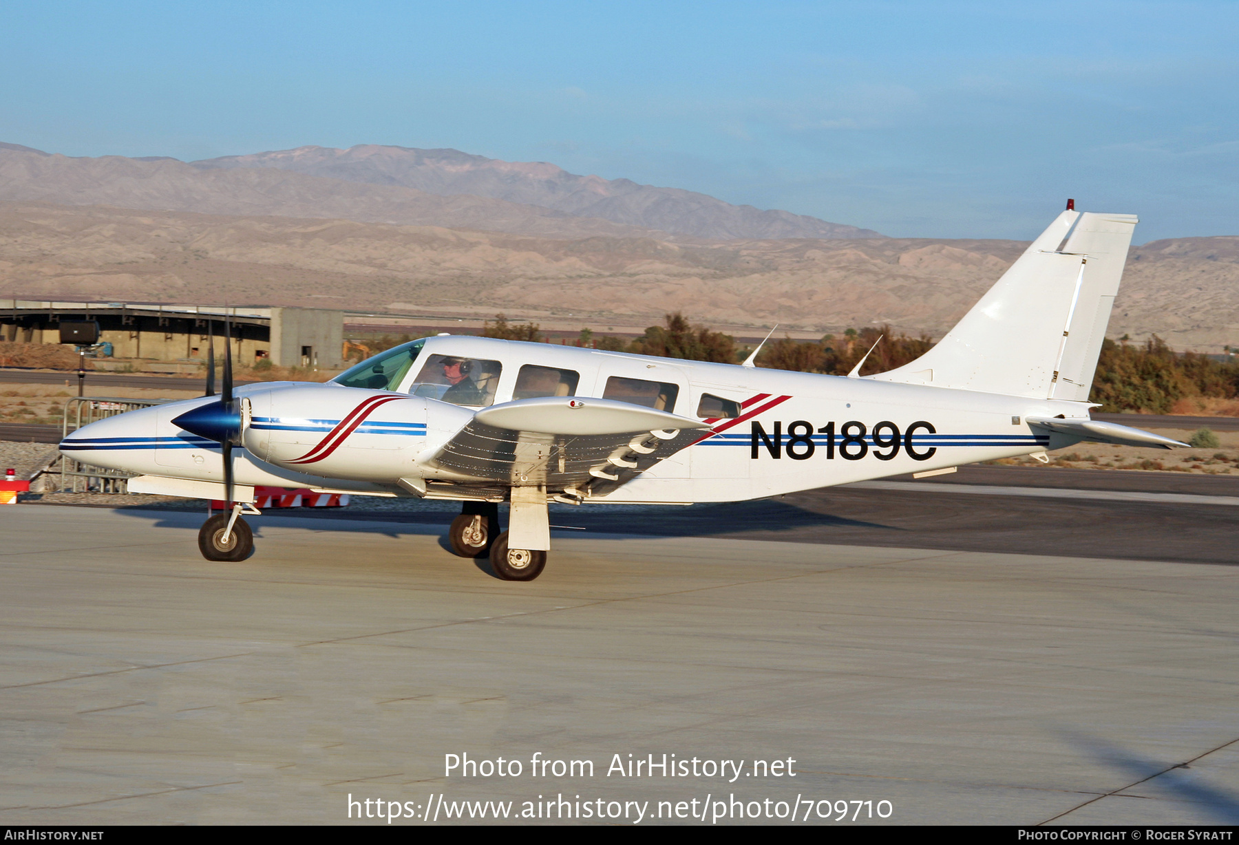 Aircraft Photo of N8189C | Piper PA-34-200T Seneca II | AirHistory.net #709710